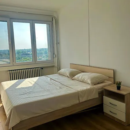 Apartment Arena